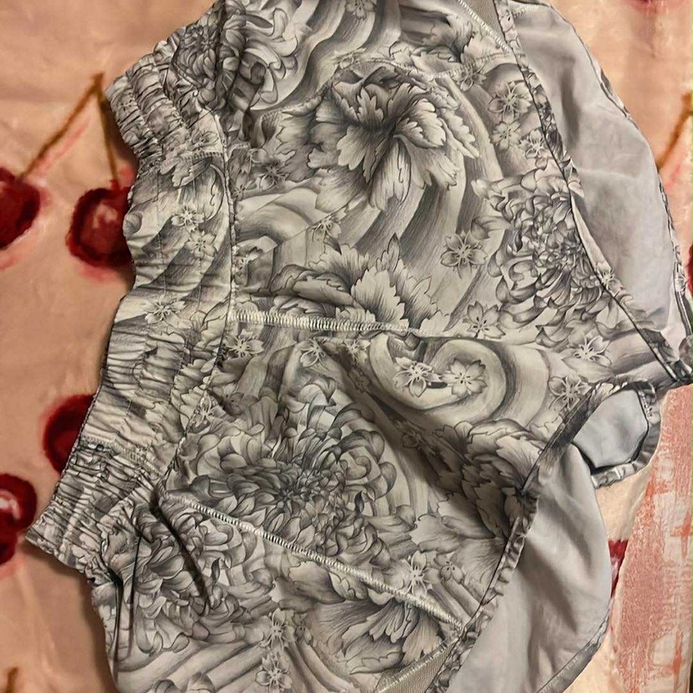 lululemon athletica Gray Floral Athletic Shorts